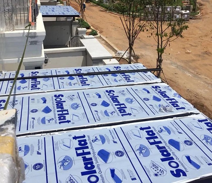 Thương hiệu poly SolarFlat cao cấp lắp đặt cho các nhà phố, biệt thự liền kề cao cấp