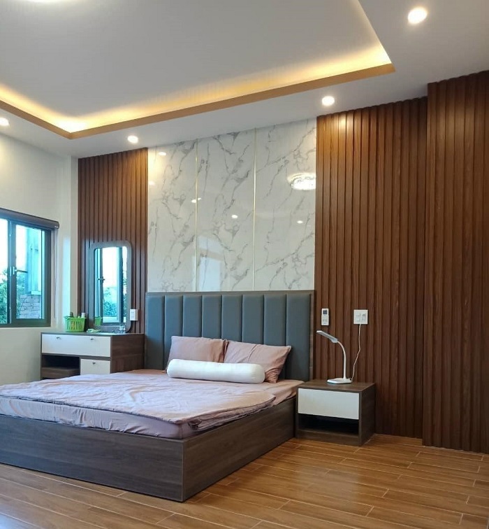 Tấm lam sóng nhựa giả gỗ ốp trang trí cho phòng ngủ sang trọng hiện đại hơn